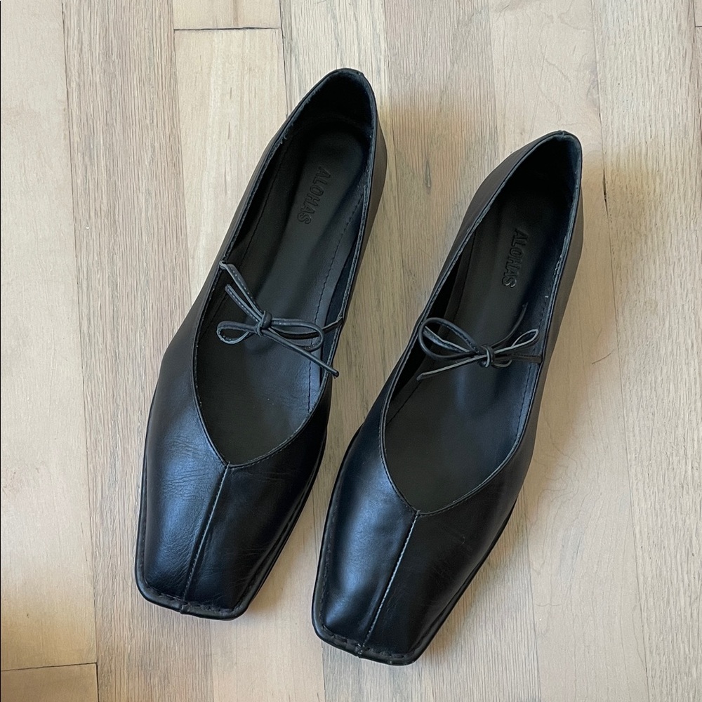 ALOHAS sway square toe ballet flats